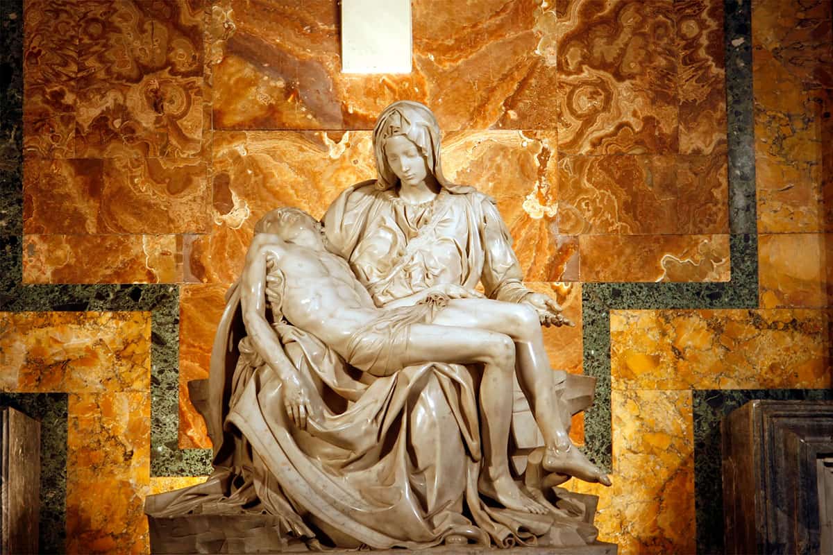 Onoranze Funebri Favero, impariamo a convivere con la morte - La Pietà di Michelangelo